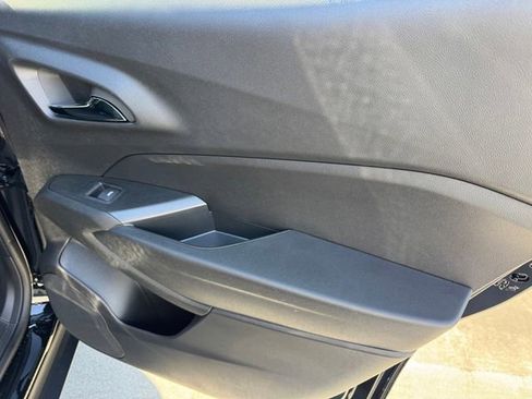 New 2026 Chevrolet Trax RS w/ Sunroof Package FWD image 10