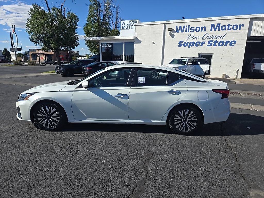Used 2023 Nissan Altima 2.5 SV FWD image 8