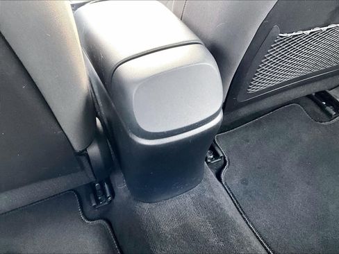 Used 2021 Hyundai Elantra SEL w/ Convenience + Premium Package image 28