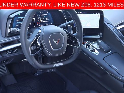 Used 2025 Chevrolet Corvette Z06 RWD image 13