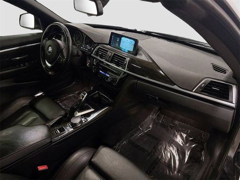 Used 2018 BMW 430i xDrive Convertible image 32