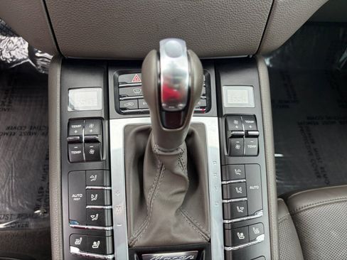 Used 2018 Porsche Macan S AWD/4WD image 25