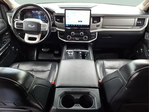 Used 2022 Ford Expedition Max XLT image 20