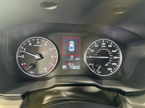 Used 2024 Subaru Legacy Premium image 14