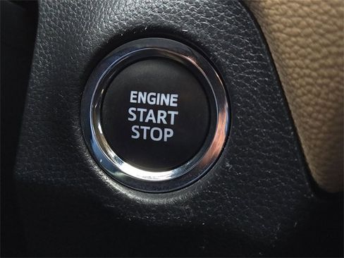 Used 2024 Toyota RAV4 XLE image 31