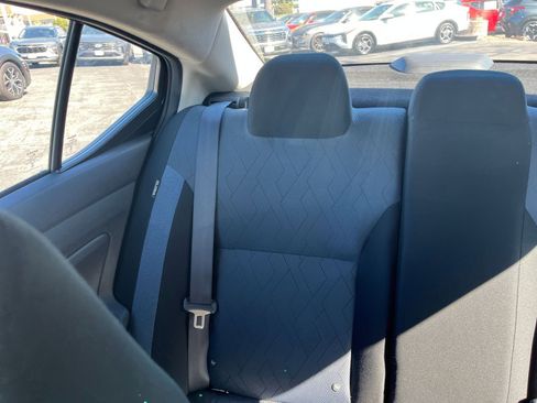 Used 2025 Nissan Versa SV w/ Trunk Package image 39