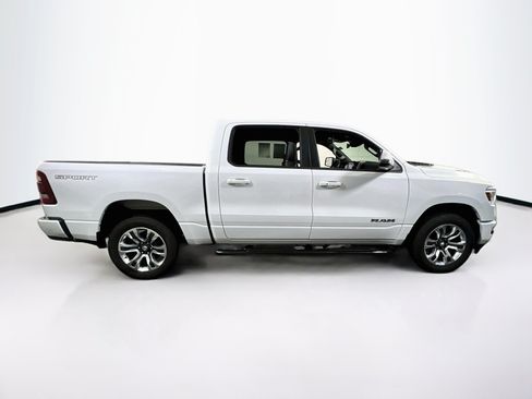 Used 2023 RAM 1500 Laramie AWD/4WD image 4