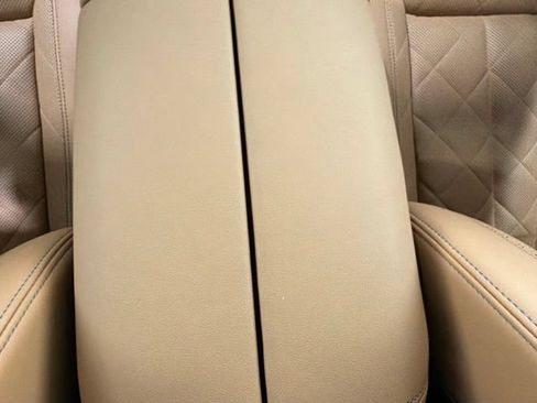 Certified 2024 BMW X7 xDrive40i w/ Climate Comfort Package AWD/4WD image 45