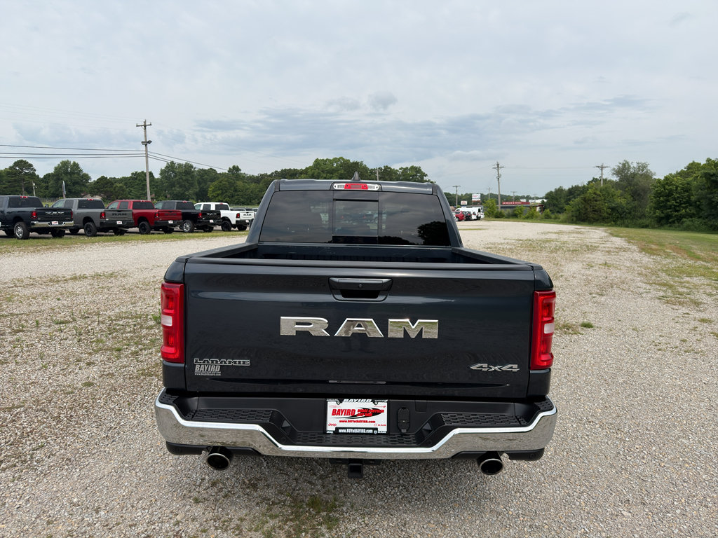 Used 2025 RAM 1500 Laramie AWD/4WD image 5