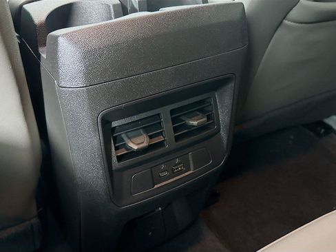 Used 2024 Chevrolet Colorado ZR2 w/ ZR2 Bison Edition AWD/4WD image 19