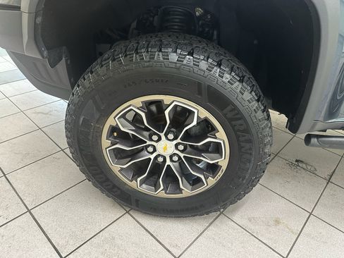 Used 2019 Chevrolet Colorado ZR2 AWD/4WD image 16