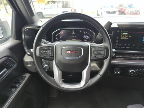 Used 2024 GMC Sierra 1500 SLT AWD/4WD image 16