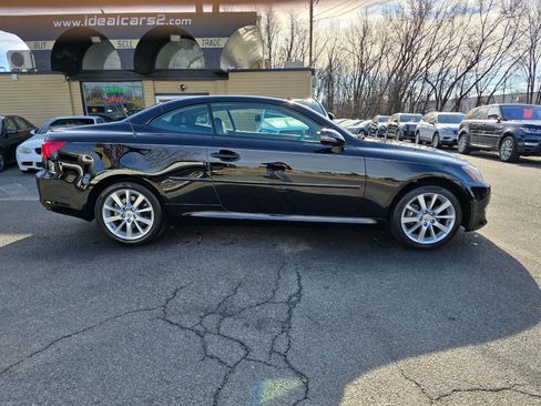 Used 2010 Lexus IS 250C image 4