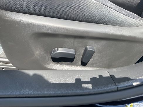 Used 2024 Nissan Altima 2.5 SV image 10