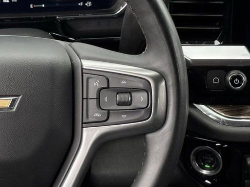 Used 2023 Chevrolet Silverado 1500 LT w/ Z71 Off-Road Package AWD/4WD image 18