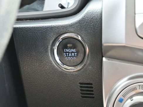 Used 2016 Toyota 4Runner Limited AWD/4WD image 27