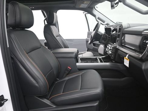New 2026 Ford F250 Lariat w/ Black Appearance Package AWD/4WD image 25
