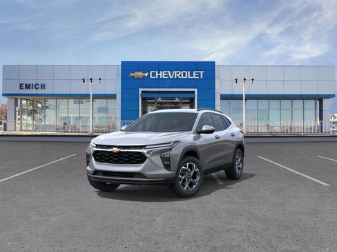 New 2026 Chevrolet Trax LT image 8
