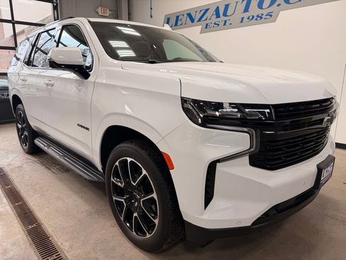 Used 2023 Chevrolet Tahoe RST w/ Luxury Package image 2