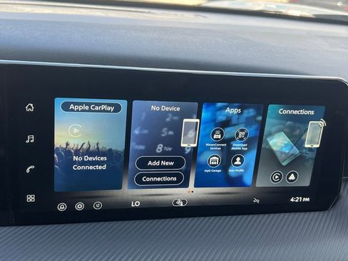 Certified 2026 Nissan Kicks SR FWD image 8