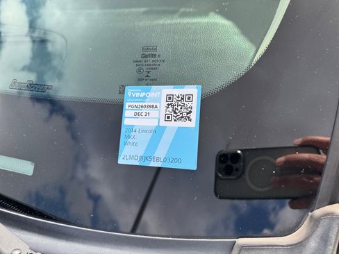 Used 2014 Lincoln MKX Base w/ Equipment Group 102A image 25