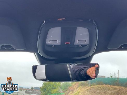 Used 2023 Volvo XC40 Recharge Plus AWD/4WD image 40