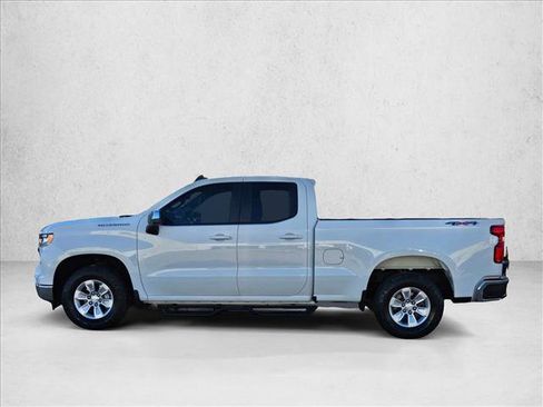 Used 2023 Chevrolet Silverado 1500 LT AWD/4WD image 8