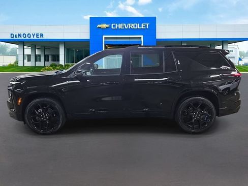 New 2026 Chevrolet Traverse RS w/ LPO, Floor Liner Package AWD/4WD image 9