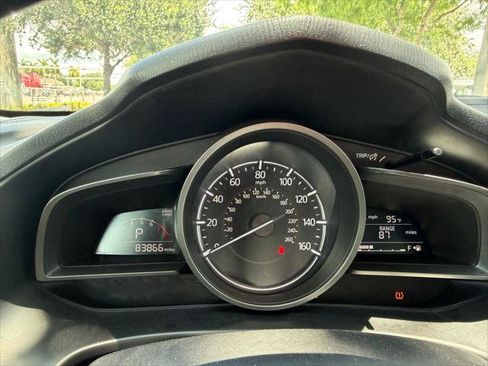 Used 2018 MAZDA MAZDA3 Sport FWD image 28