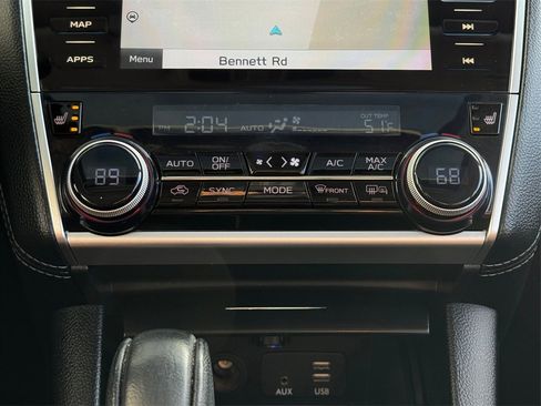 Used 2018 Subaru Outback 3.6R Touring image 18