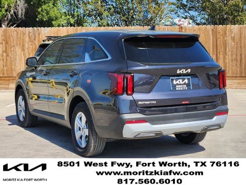 New 2026 Kia Sorento LX FWD image 3