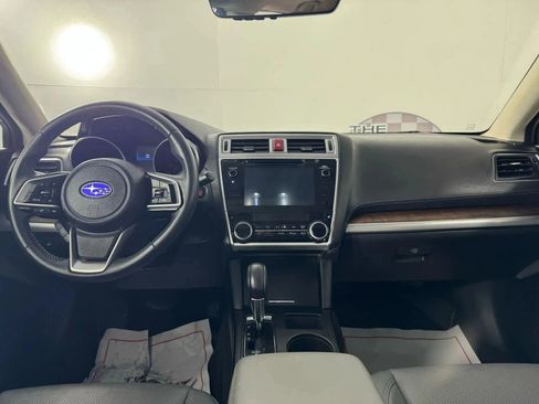 Used 2019 Subaru Outback 2.5i Limited w/ Popular Package #2 image 11