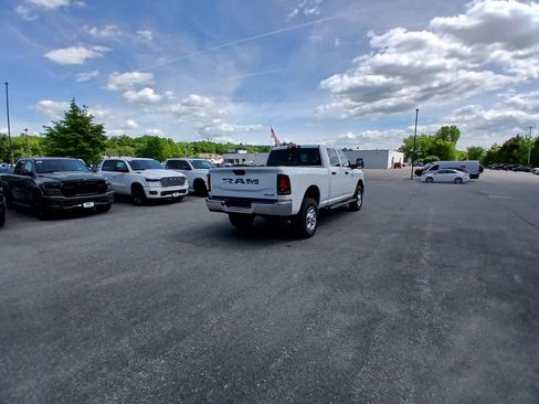 New 2026 RAM 2500 Tradesman AWD/4WD image 4