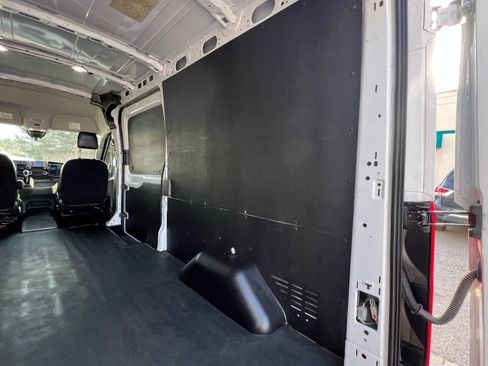 Used 2023 Ford Transit 250 Medium Roof AWD w/ Load Area Protection Package image 15