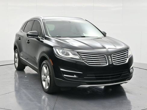 Used 2017 Lincoln MKC Premiere AWD/4WD image 3