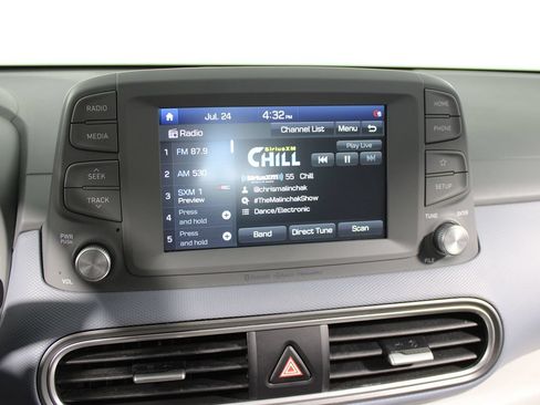 Used 2021 Hyundai Kona Limited w/ Cargo Package FWD image 23
