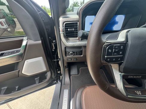 Used 2025 Ford F250 King Ranch w/ Chrome Package AWD/4WD image 17