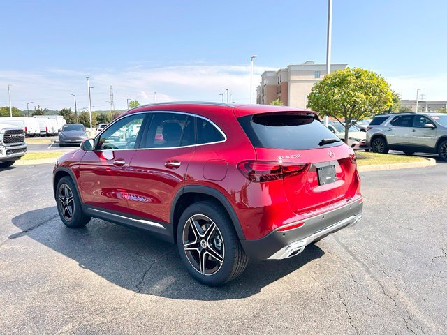 New 2026 Mercedes-Benz GLA 250 4MATIC image 10