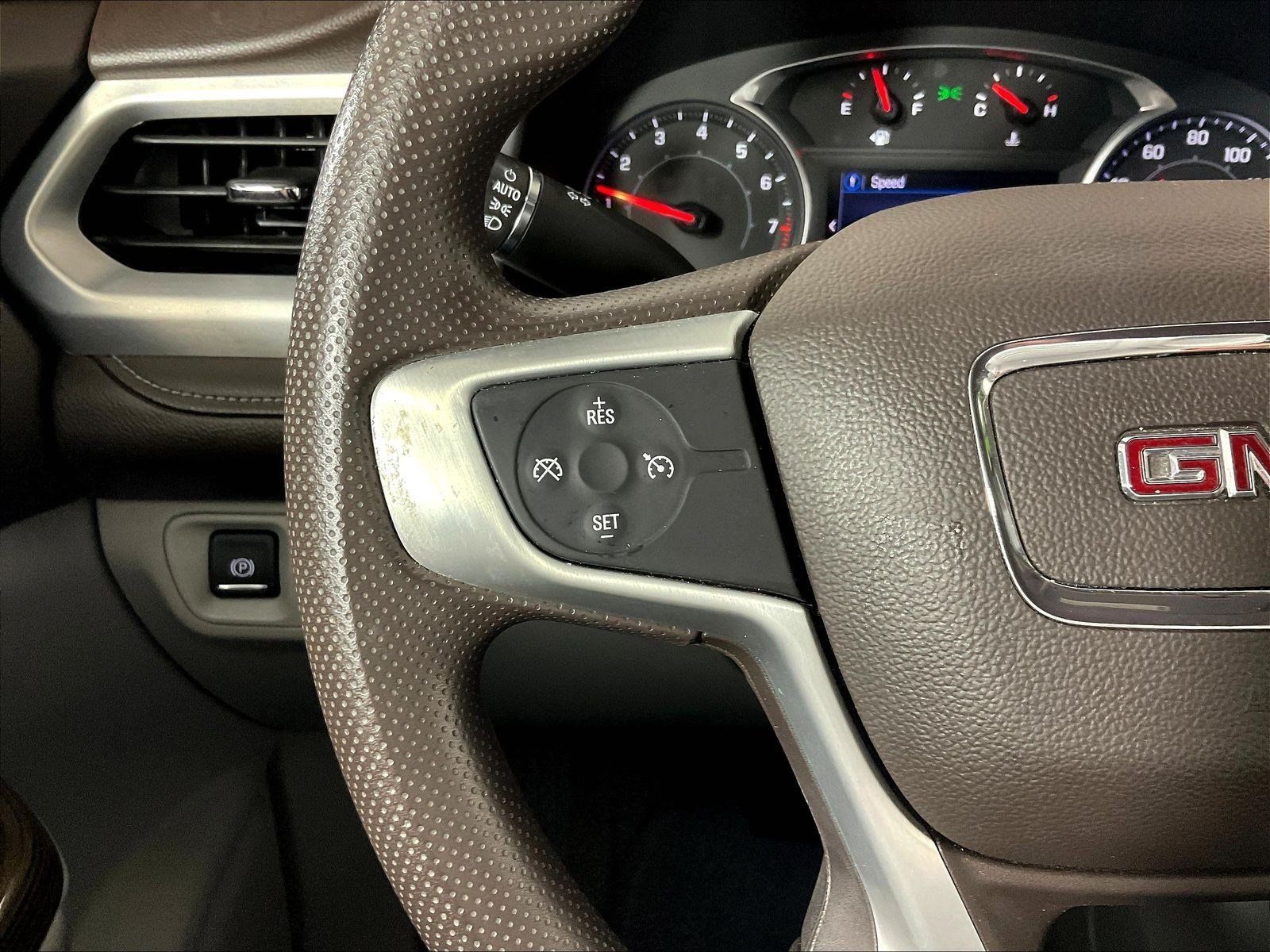 Used 2021 GMC Acadia SLE FWD image 11