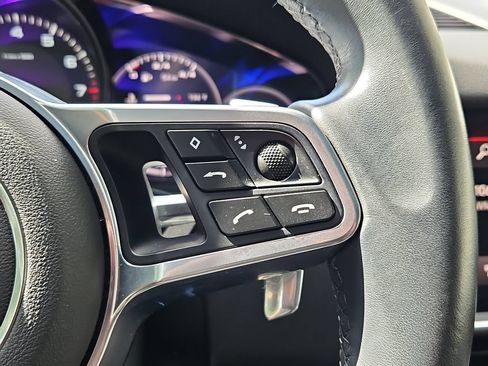 Certified 2023 Porsche Cayenne AWD/4WD image 30