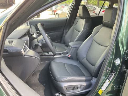 Certified 2026 Toyota Corolla Cross XLE w/ Convenience Package FWD image 12