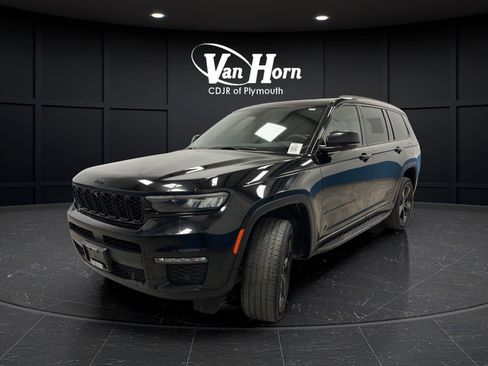 Used 2024 Jeep Grand Cherokee L Limited w/ Luxury Tech Group II AWD/4WD image 3