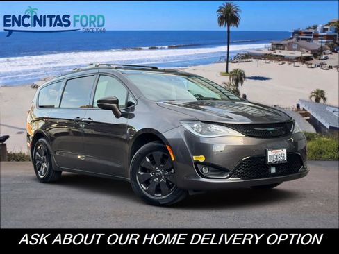 Used 2020 Chrysler Pacifica Limited w/ Advanced Safetytec Group image 1