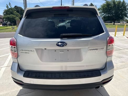 Used 2014 Subaru Forester 2.5i Limited w/ Popular Package #1 AWD/4WD image 12