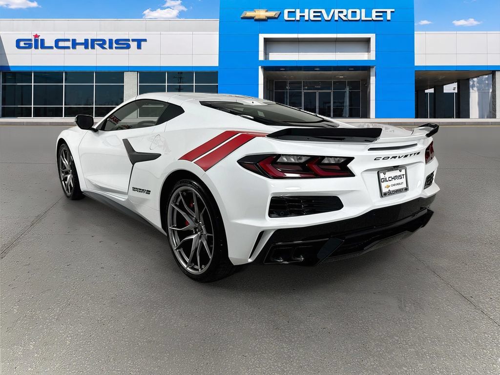 New 2027 Chevrolet Corvette Grand Sport RWD image 6