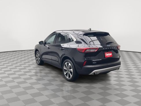 Certified 2024 Ford Escape Platinum image 37