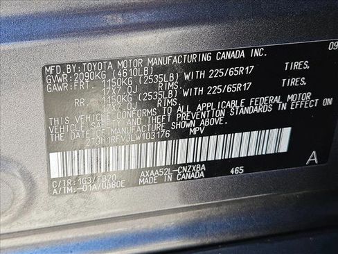 Used 2020 Toyota RAV4 LE w/ All Weather Liner Package image 28