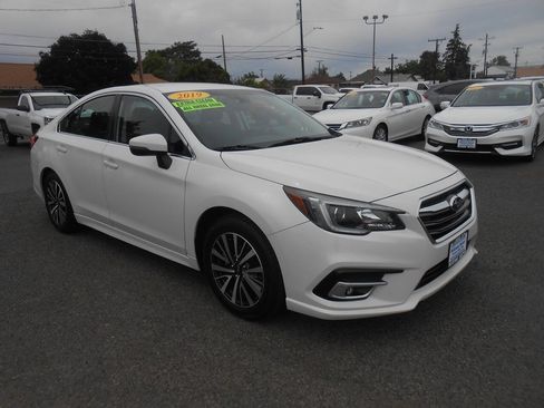 Used 2019 Subaru Legacy 2.5i Premium AWD/4WD image 3