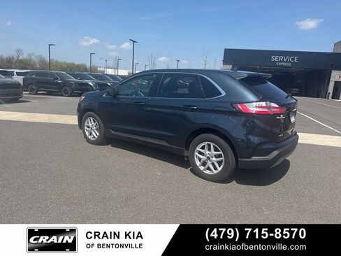 Used 2024 Ford Edge SEL w/ Convenience Package image 2