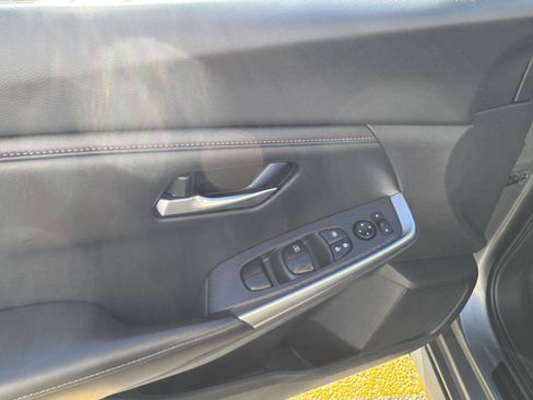 Used 2021 Nissan Sentra SR image 20